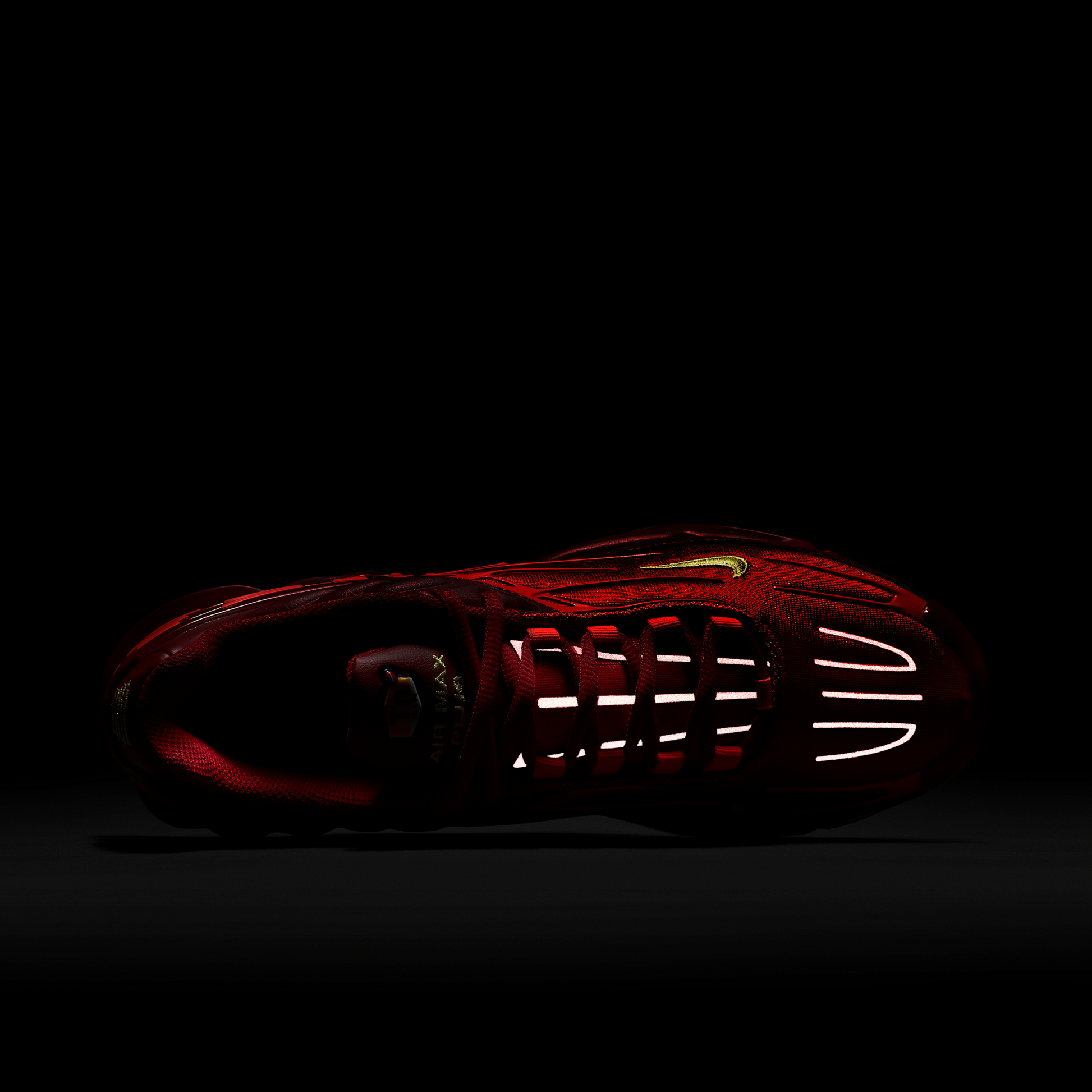 Nike Air Max Plus 3 Iron Man