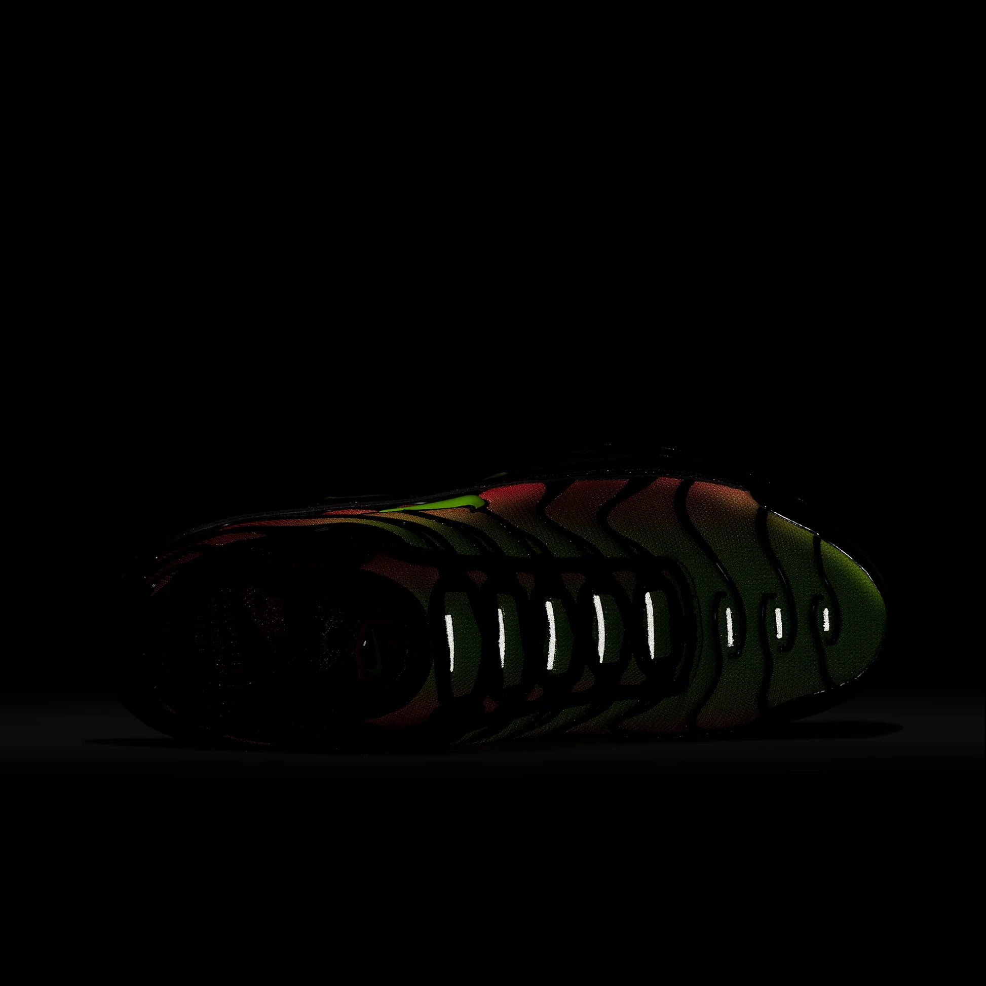Nike Air Max Plus Black Volt Solar Red (Women's)