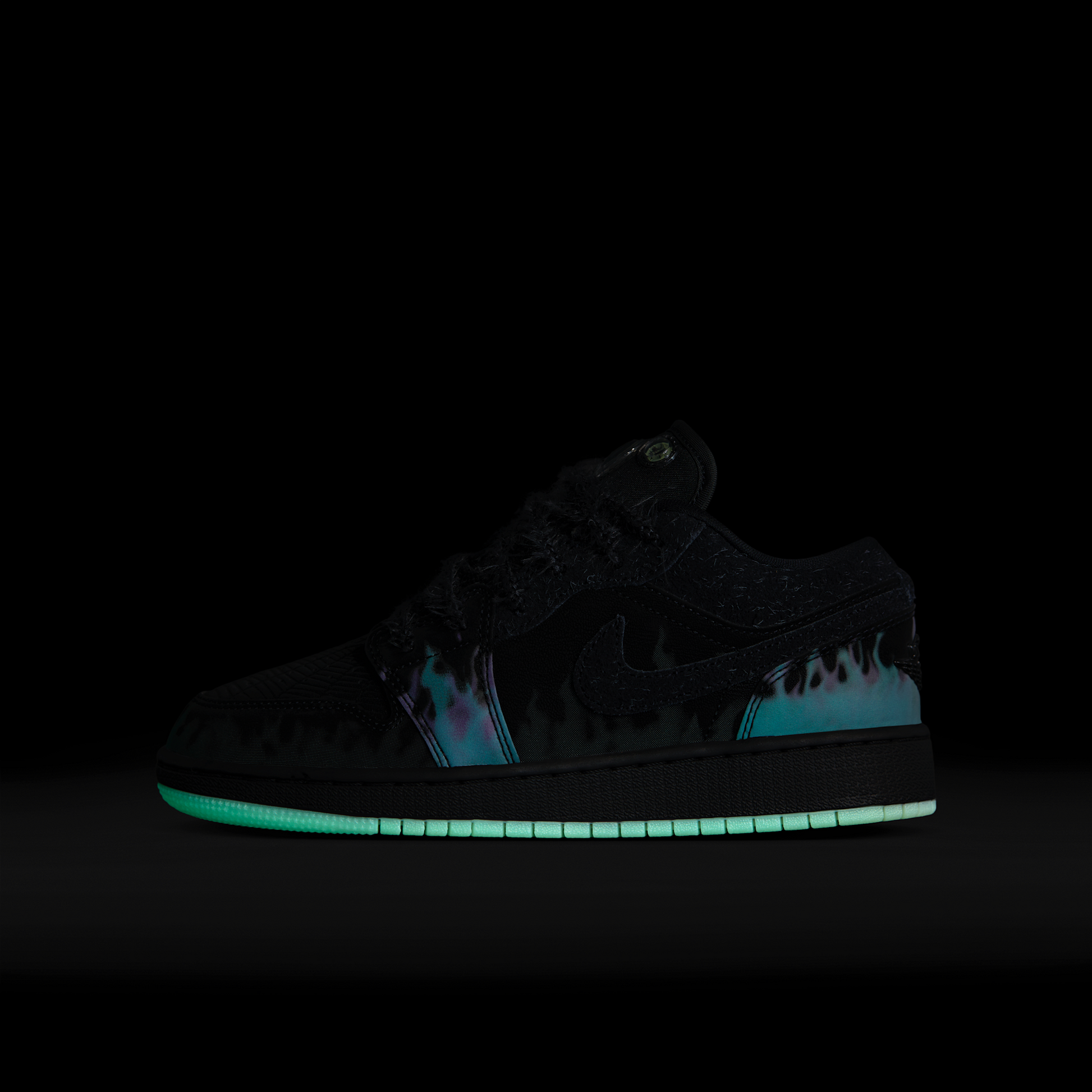 Jordan 1 Low Halloween Fortune Fly (GS)
