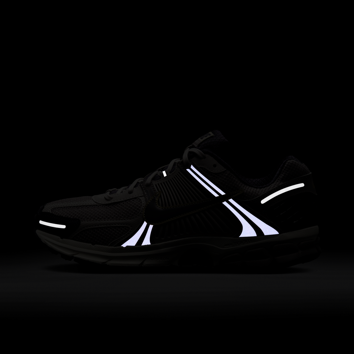 Nike Zoom Vomero 5 Platinum Violet