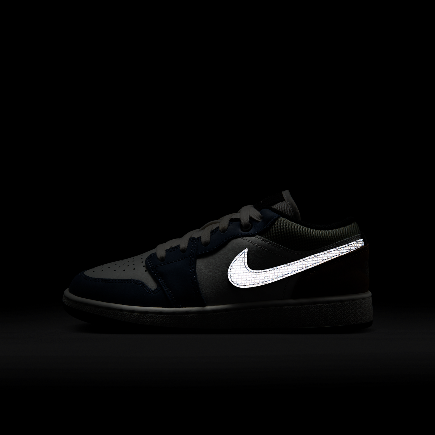 Jordan 1 Low Diffused Blue Jade Horizon (GS)