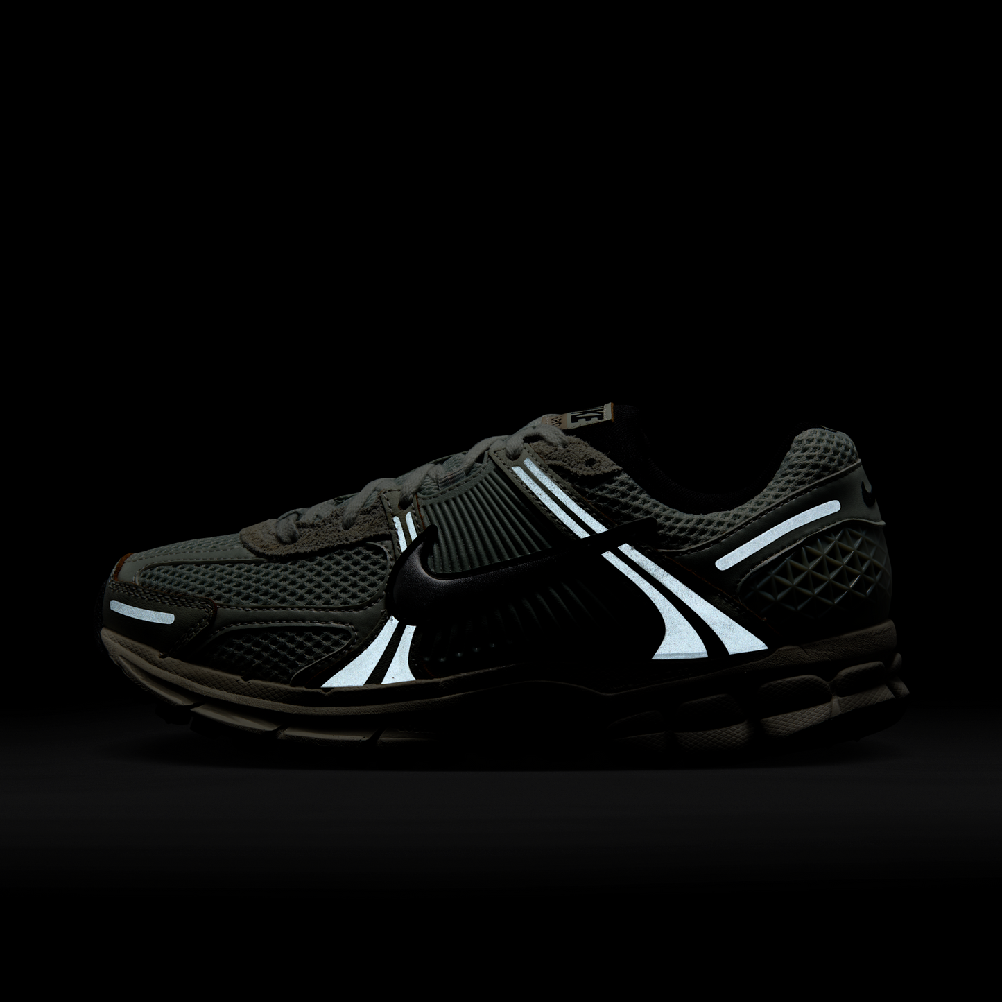 Nike Zoom Vomero 5 Light Silver Chrome (Women's)