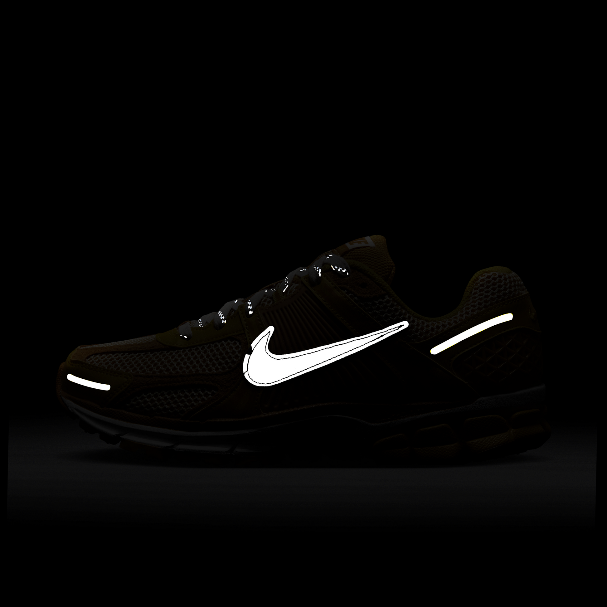 Nike Zoom Vomero 5 Yellow Ochre