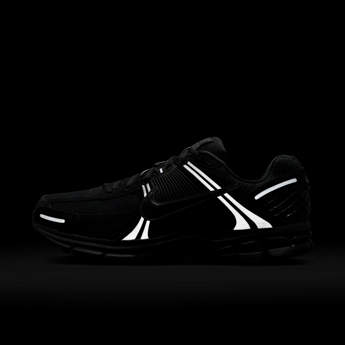 Nike Zoom Vomero 5 Black Metallic Dark Grey