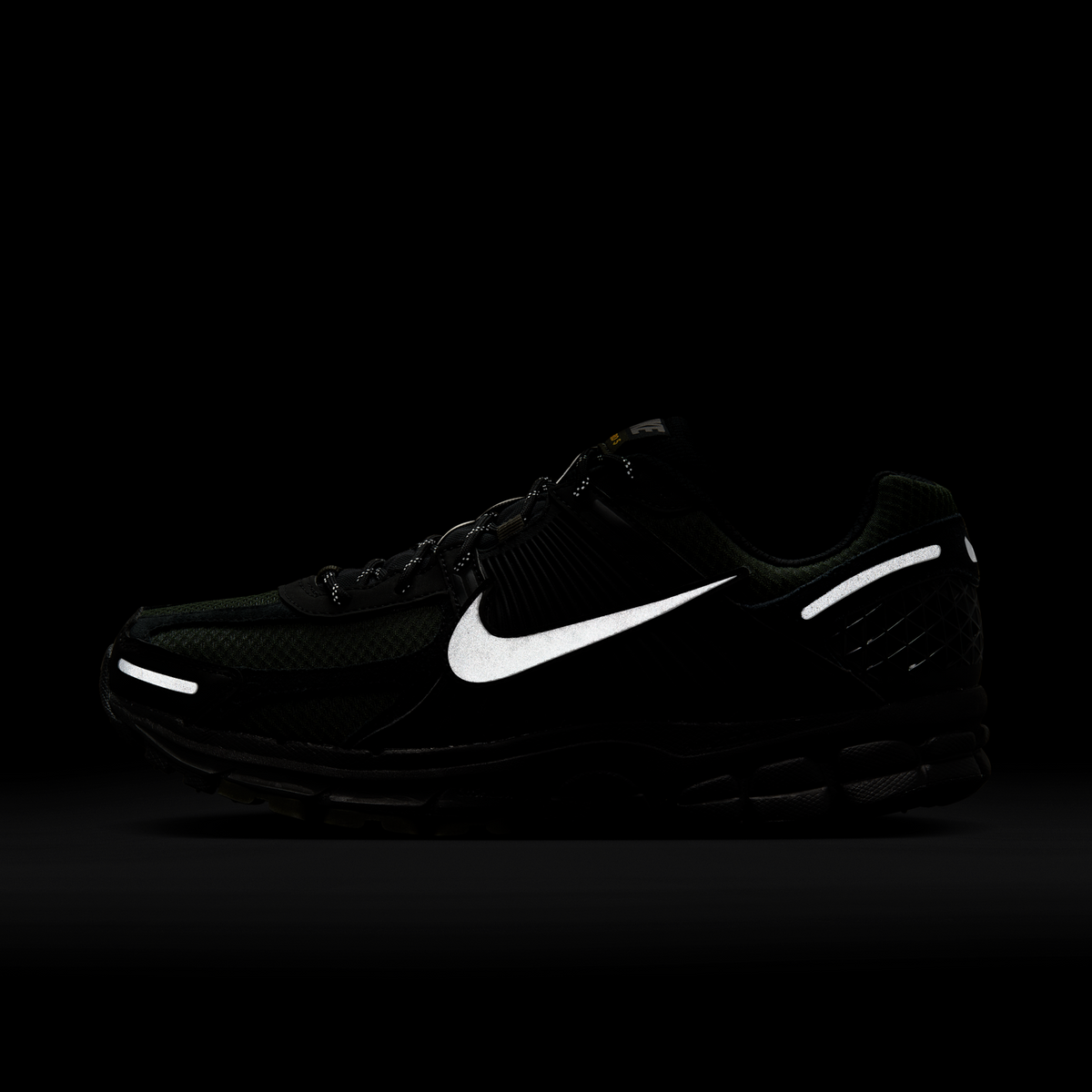 Nike Zoom Vomero 5 Black Sequoia