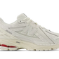 New Balance 1906R Angora Sea Salt Shadow Red — vue de face