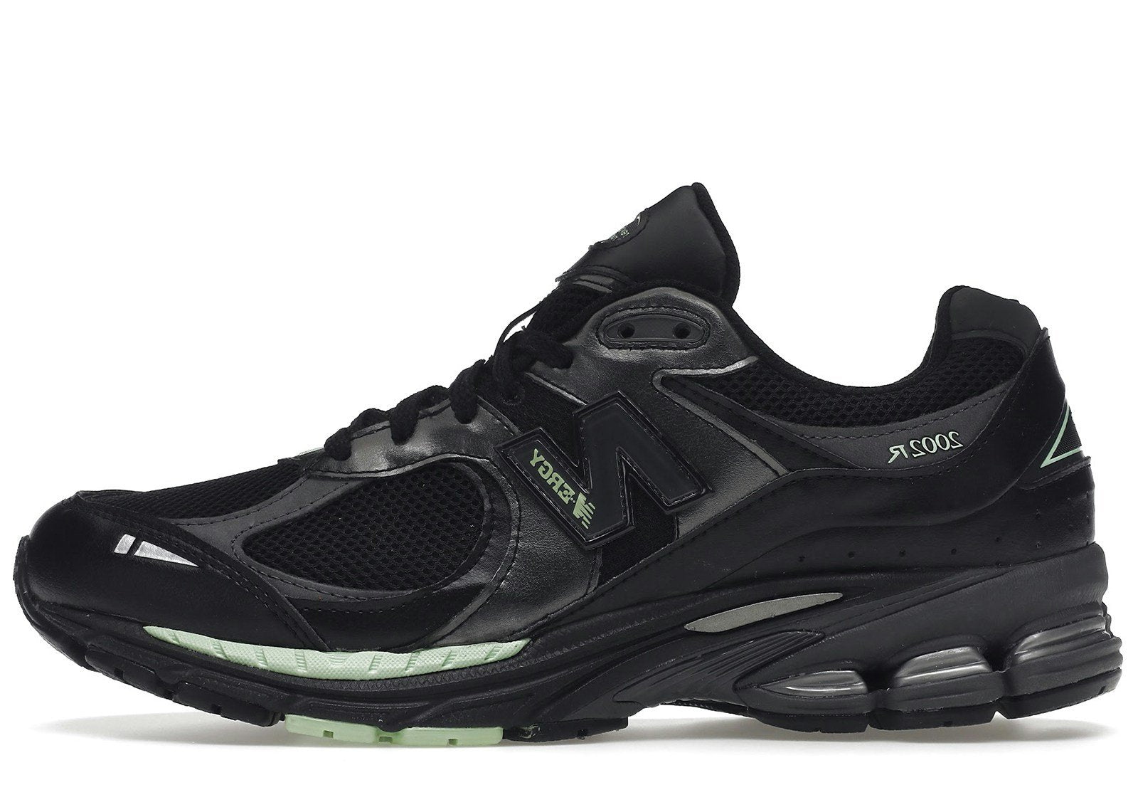 New Balance 2002R Black Silver Green