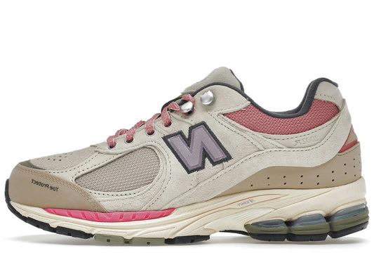 New Balance 2002R Hiking Pack Beige