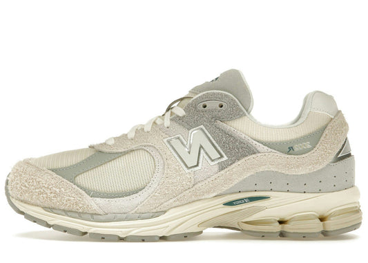 New Balance 2002R Linen