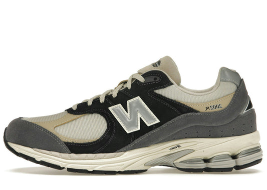 New Balance 2002R Magnet Sandstone