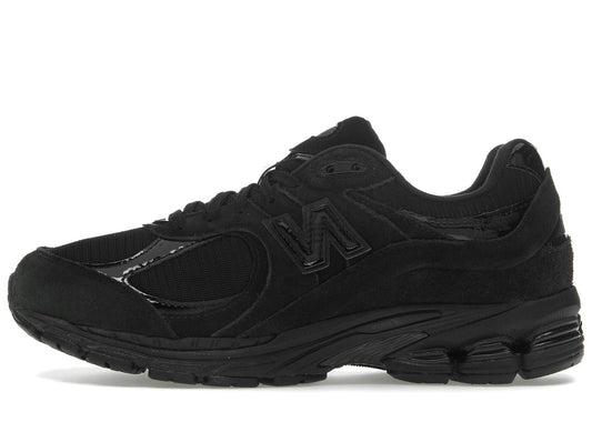 New Balance 2002R Triple Black