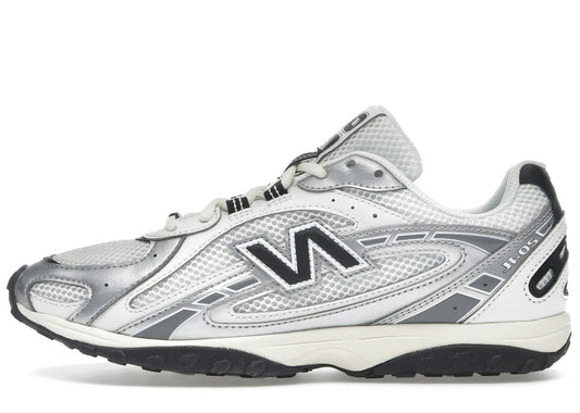 New Balance 204L Silver Metallic Black