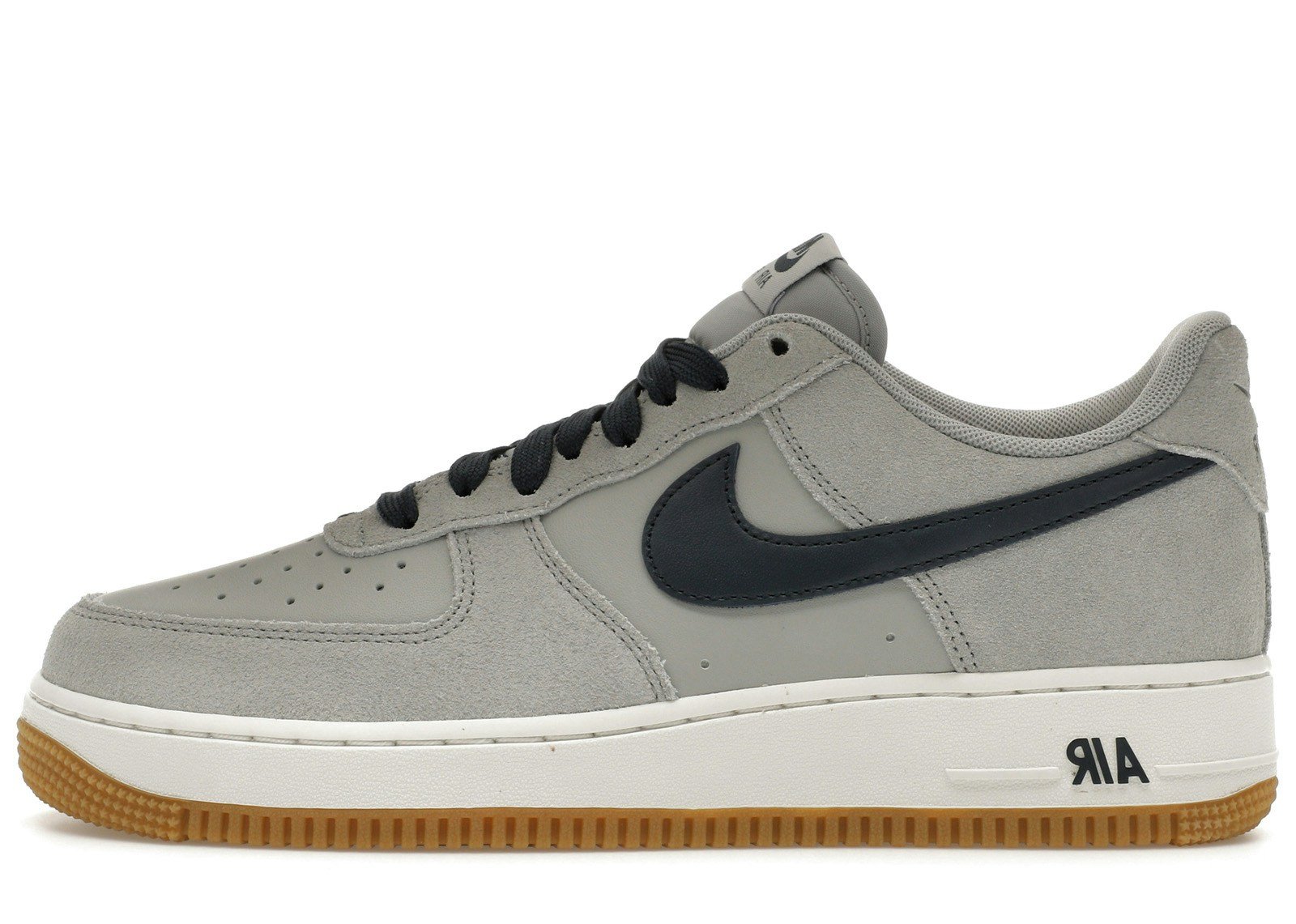 Nike Air Force 1 Low '07 LV8 Light Smoke Grey
