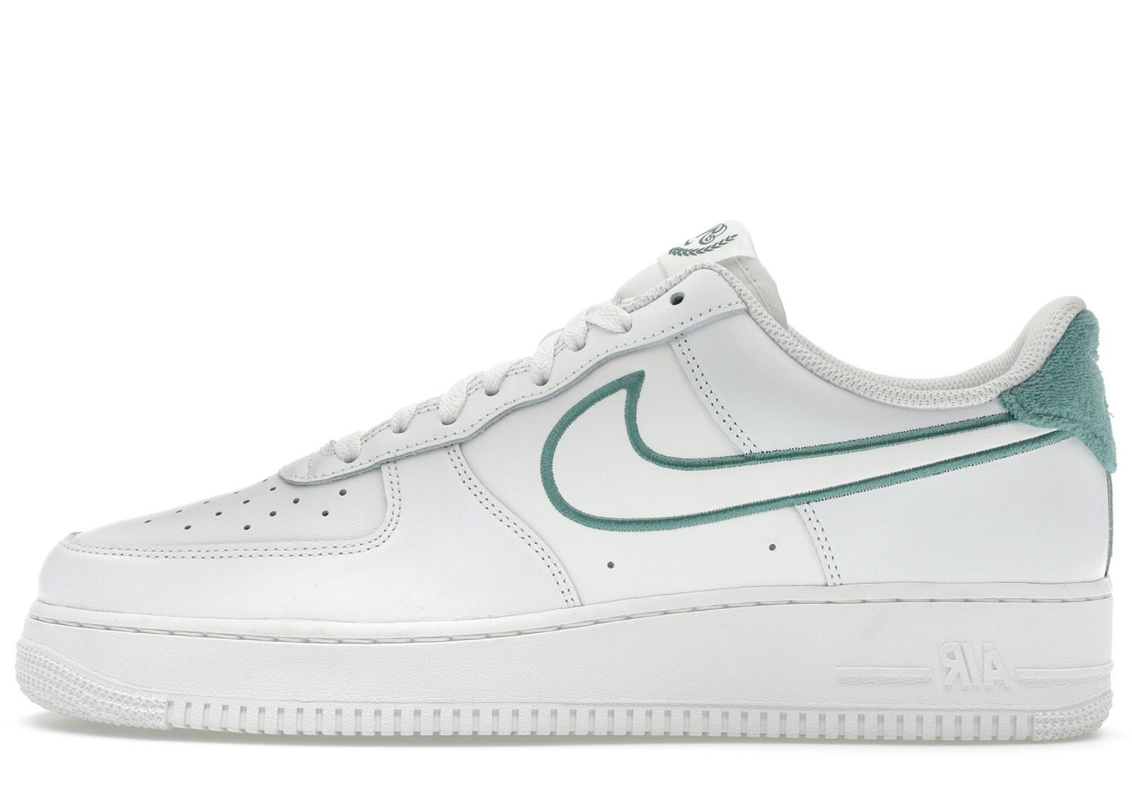 Nike Air Force 1 Low Resort and Sport