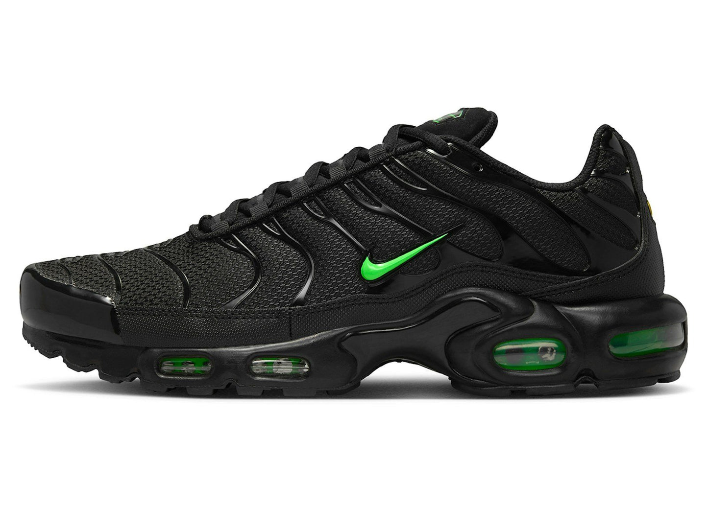 Nike Air Max Plus Black Green Strike