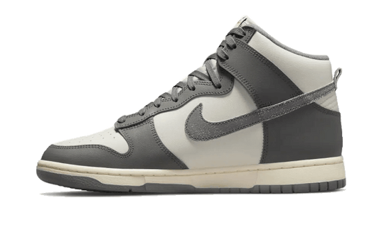 Nike Dunk High Vintage Light Bone Grey