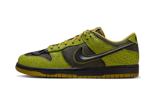 Dunk Low Halloween Skull (HV6103-300) - EU 36–44.5 - Black | SOSUKICKS