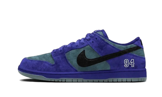 SB Dunk Low Supreme INK (HQ8487-500) - EU 36–47.5 - Black | SOSUKICKS
