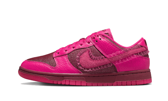 Dunk Low Valentines Day (2022) (DQ9324-600) - EU 35.5–44.5 - Pink | SOSUKICKS