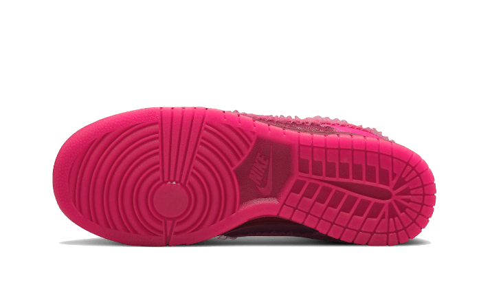 Dunk Low Valentines Day (2022) (DQ9324-600) - 36.5 EU - 4.5 US - Pink | SOSUKICKS