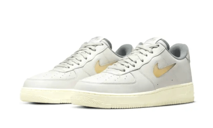 Air Force 1 Low Light Bone and Coconut Milk (DC8894-001) - 36.5 EU - 4.5 US - White | SOSUKICKS