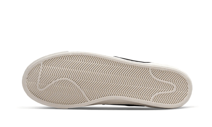 Blazer Low 77 Jumbo White Black Sail (DQ1470-101) - 37.5 EU - 5 US - Black | SOSUKICKS