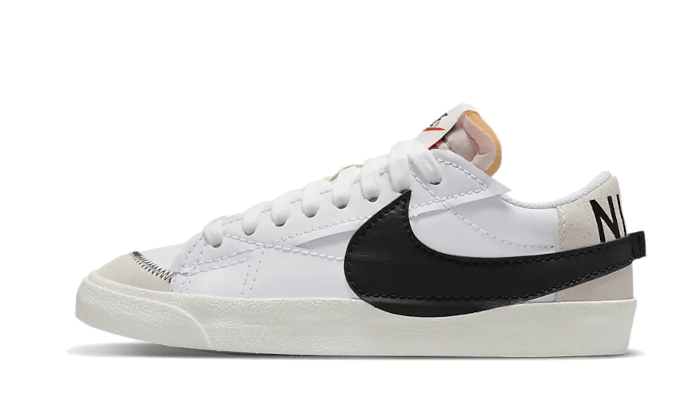 Blazer Low 77 Jumbo White Black Sail (DQ1470-101) - EU 36–44.5 - Black | SOSUKICKS