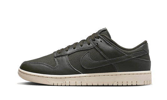 Dunk Low Premium Sequoia (DZ2538-300) - EU 35.5–49.5 - Black | SOSUKICKS