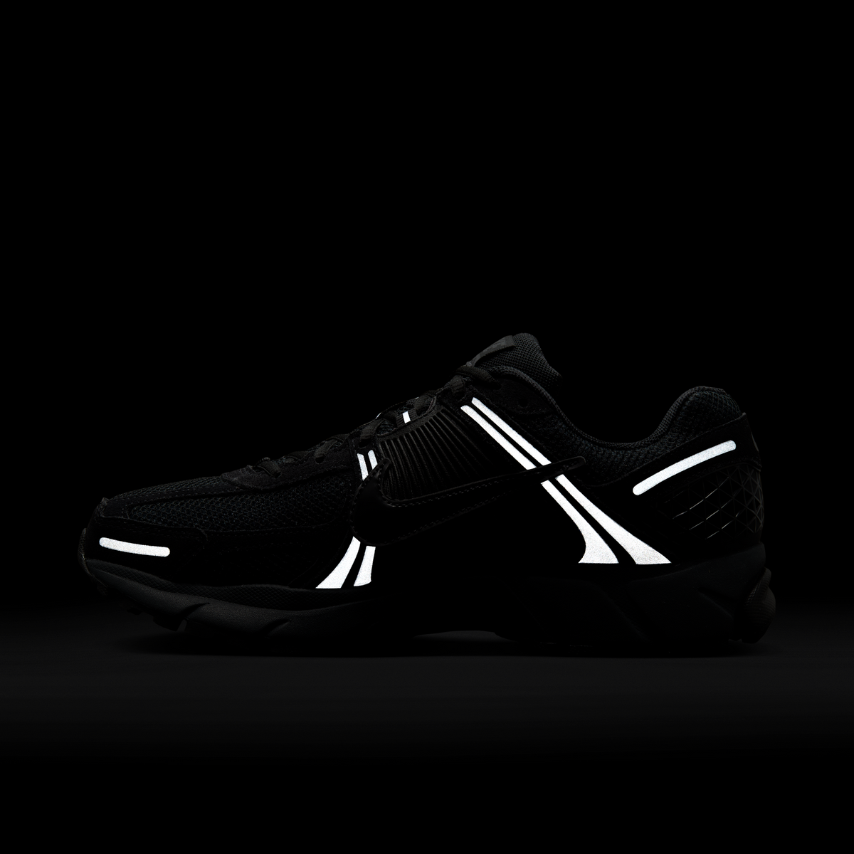 Nike Zoom Vomero 5 Black Metallic Dark Grey