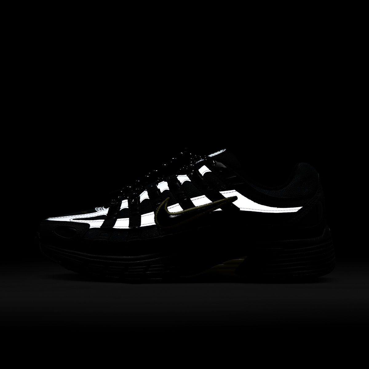 Nike P-6000 Anthracite High Voltage (Women's)
