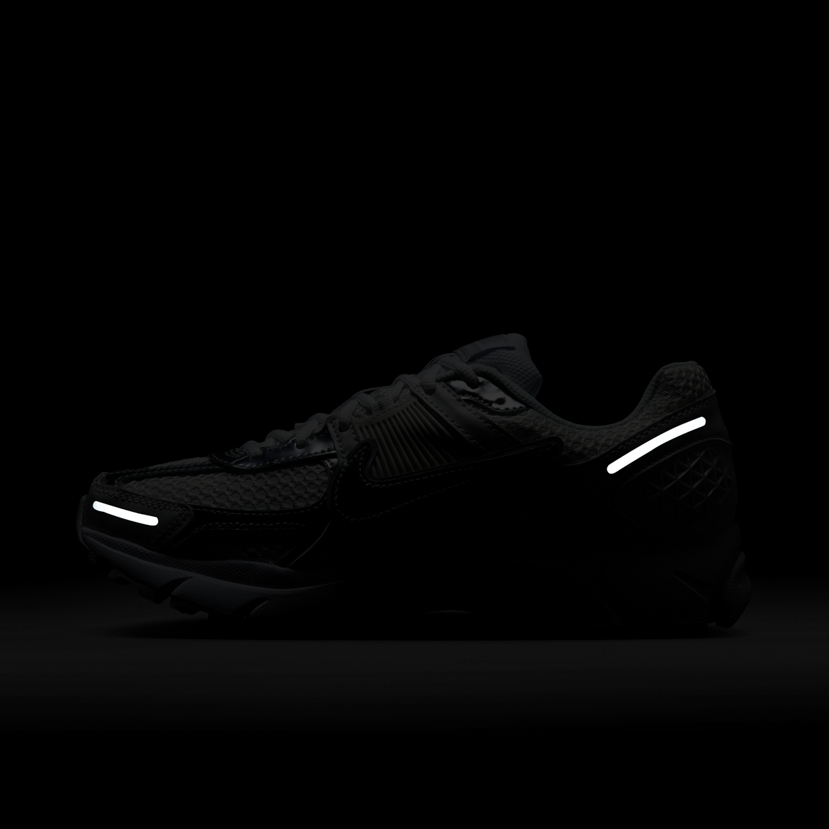 Nike Zoom Vomero 5 Chrome Toe (Women's)