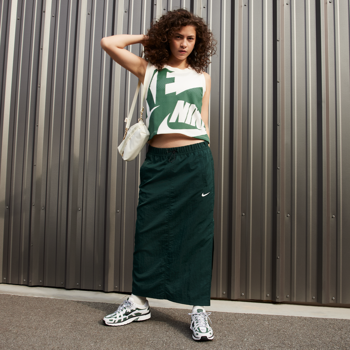 Nike P-6000 Fir (Women's)