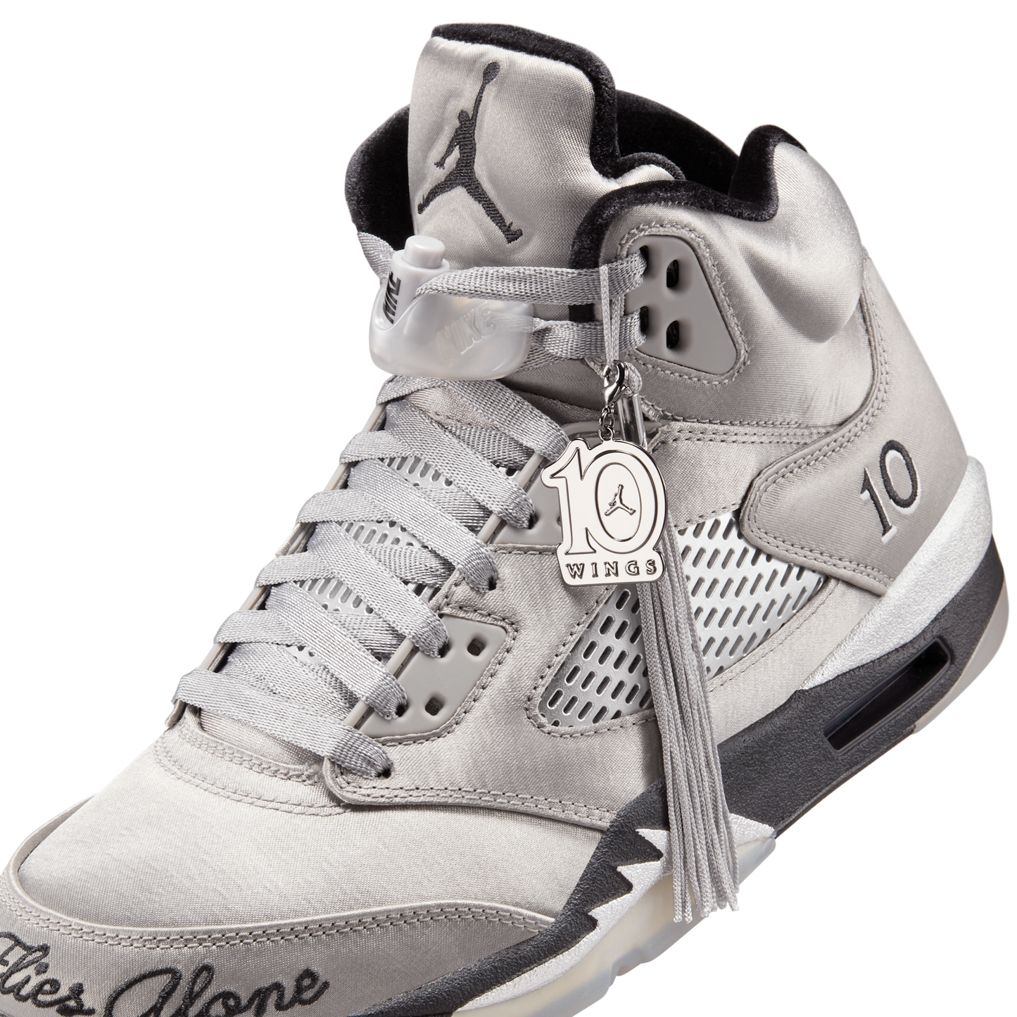 Jordan 5 Retro Wings (2025) (Women's)