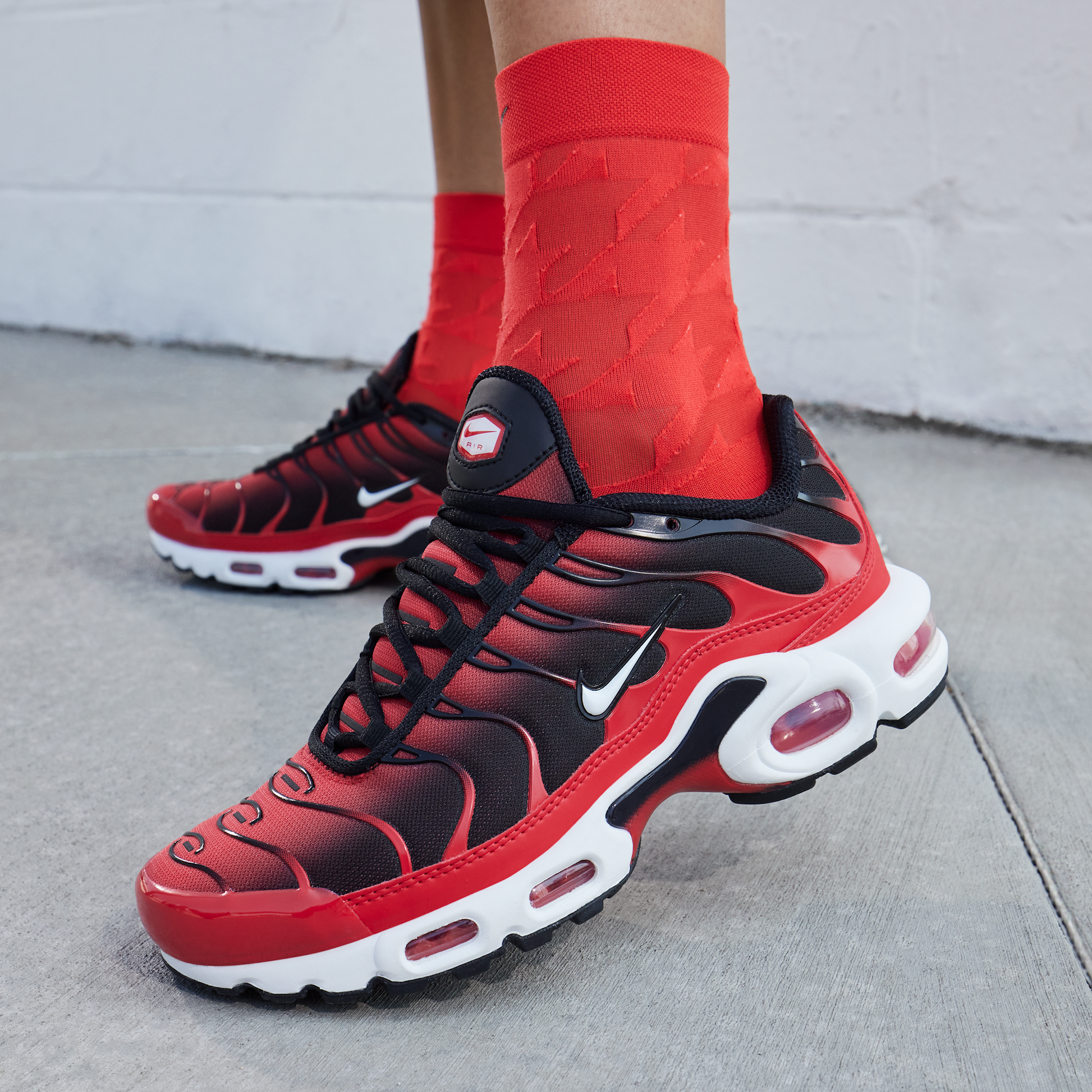 Nike Air Max Plus University Red White Black (Women's)