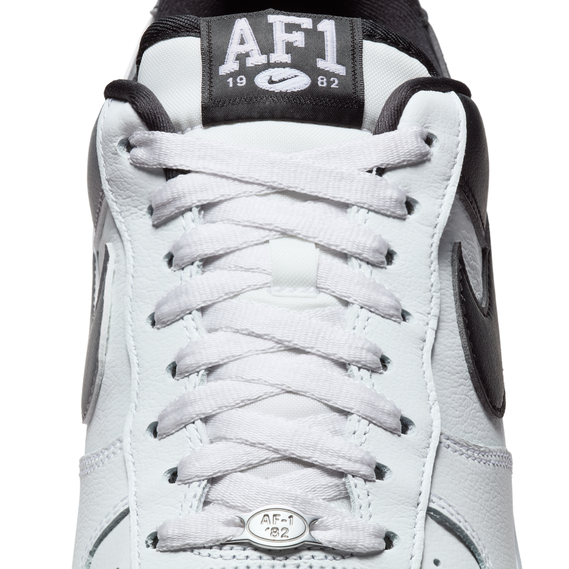 Nike Air Force 1 Low '07 LV8 White Black Metallic Silver