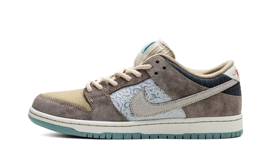 SB Dunk Low Big Money Savings (FZ3129-200) - EU 36–49.5 - Blue | SOSUKICKS