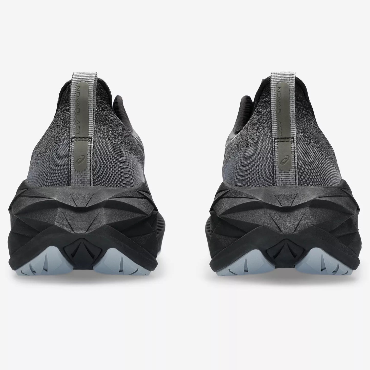 ASICS Novablast 4 Black Graphite Grey