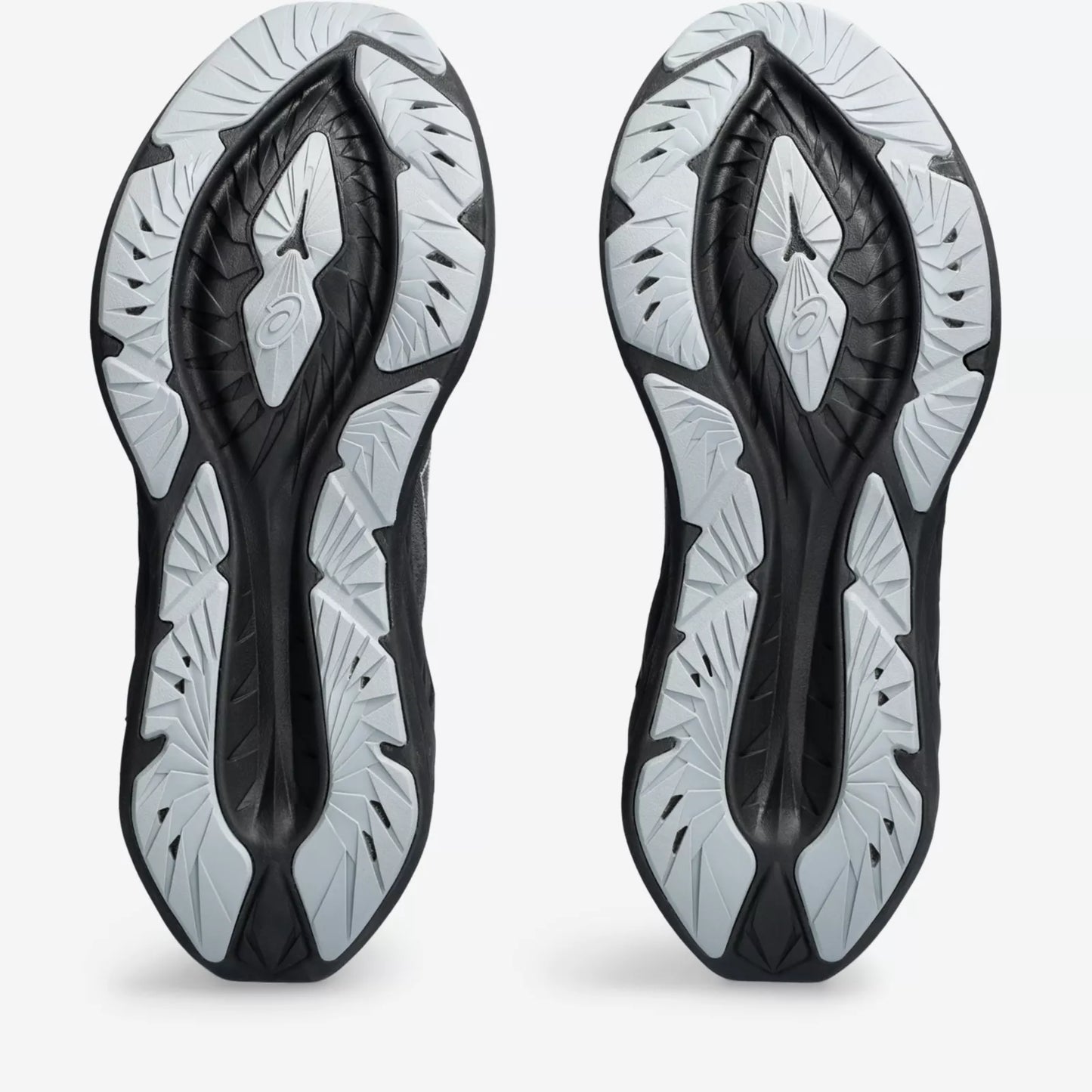 ASICS Novablast 4 Black Graphite Grey