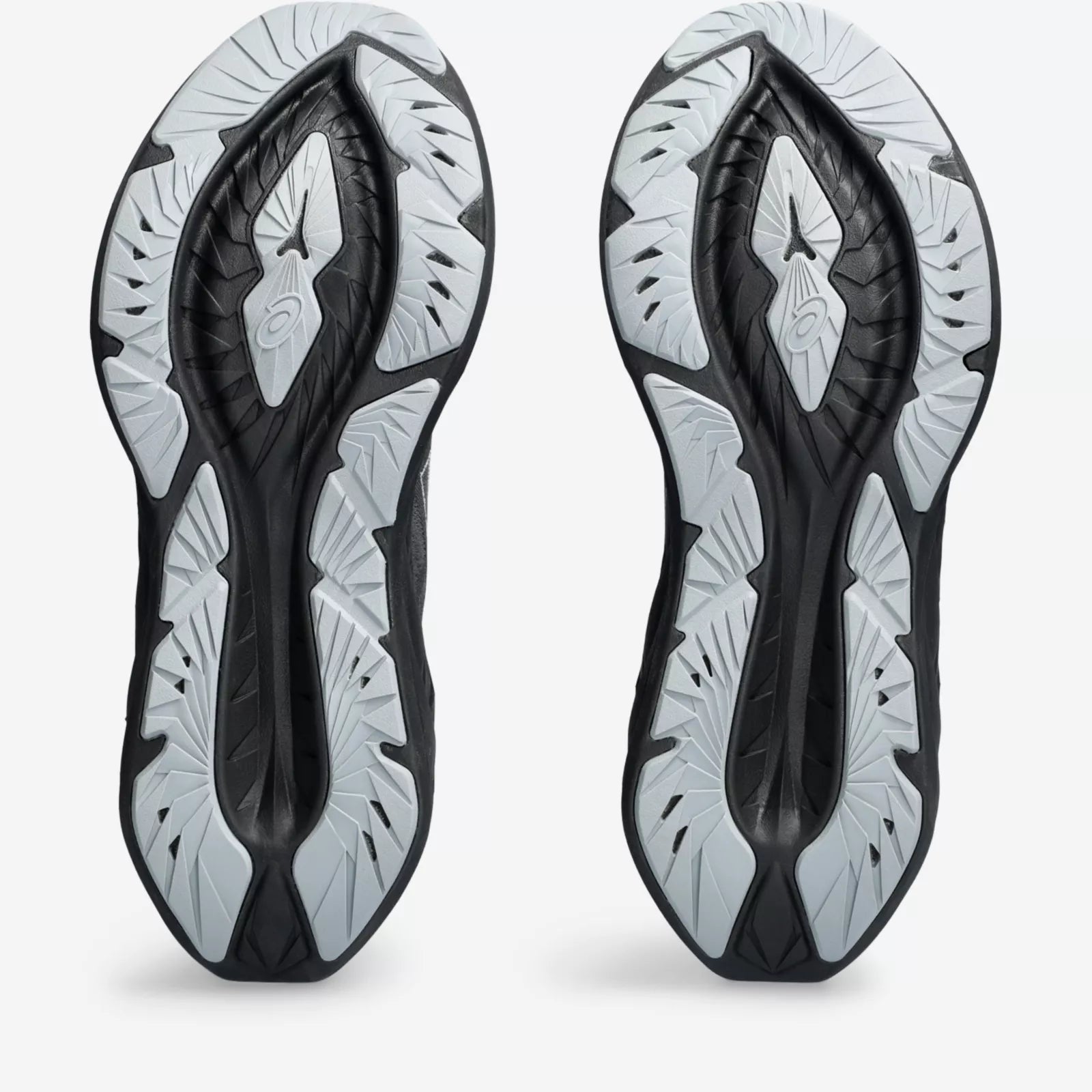ASICS Novablast 4 Black Graphite Grey