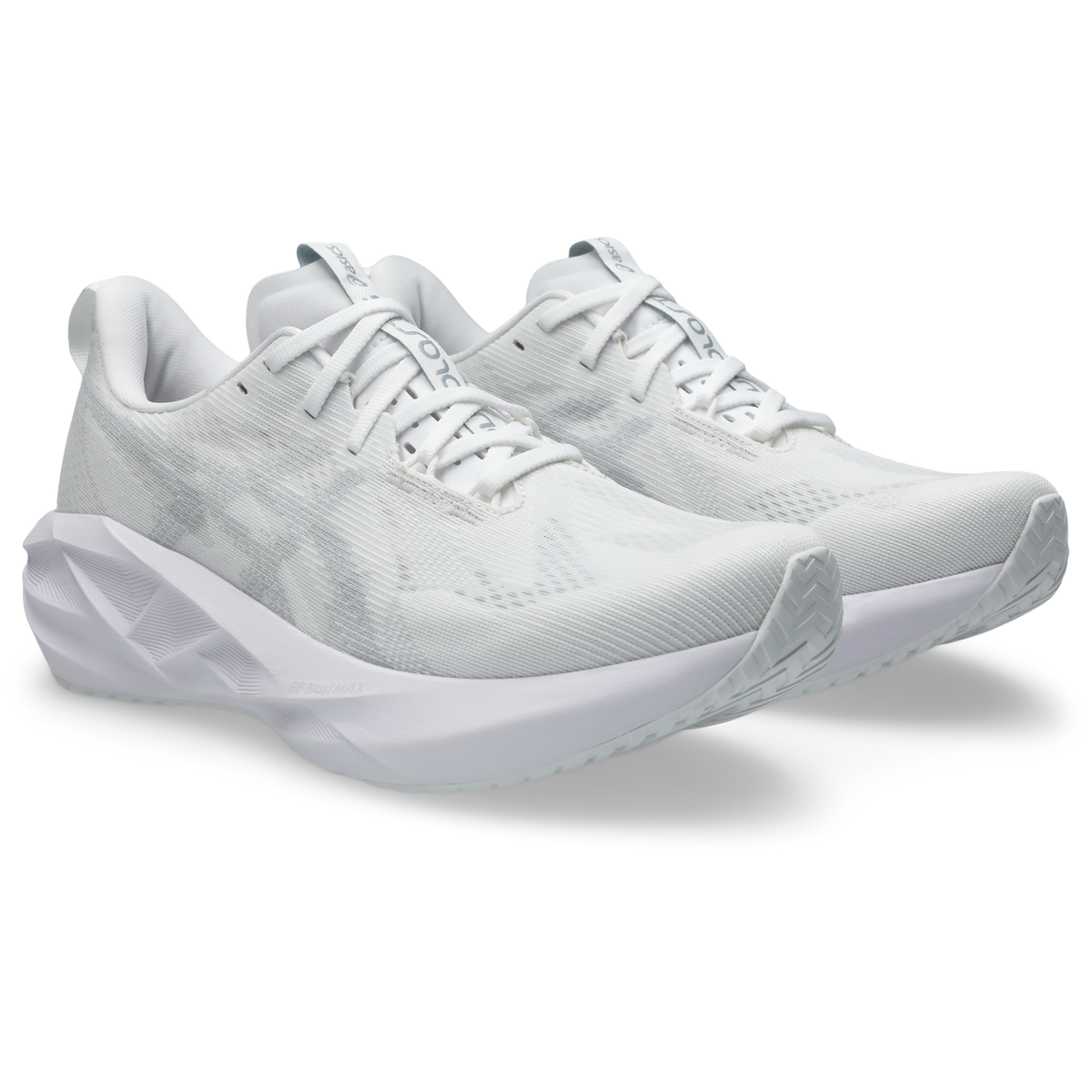 ASICS Novablast 5 White Piedmont Grey