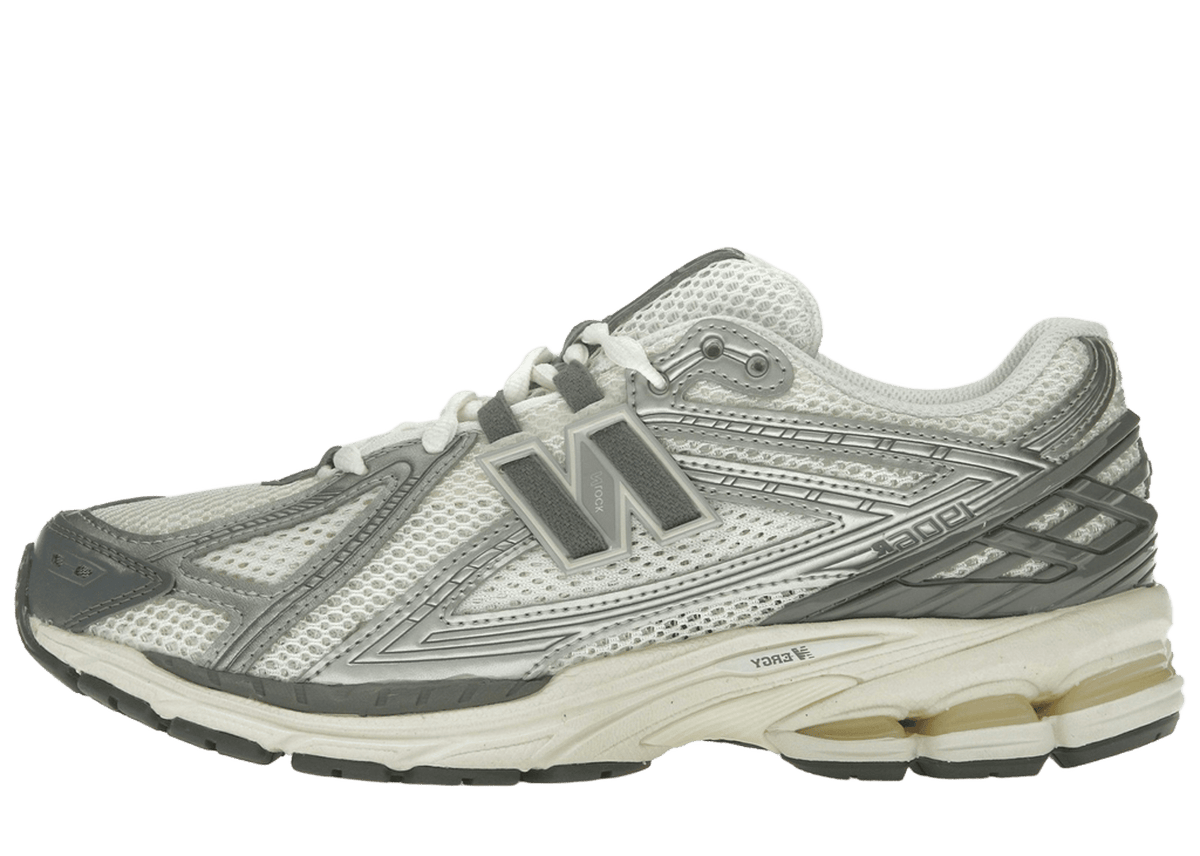 New Balance 1906R Moonrock Silver
