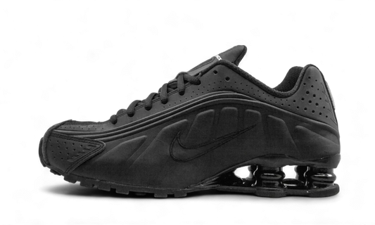 Shox R4 Black (HQ1988-001 / AR3565-004) - EU 36–47 - Black | SOSUKICKS