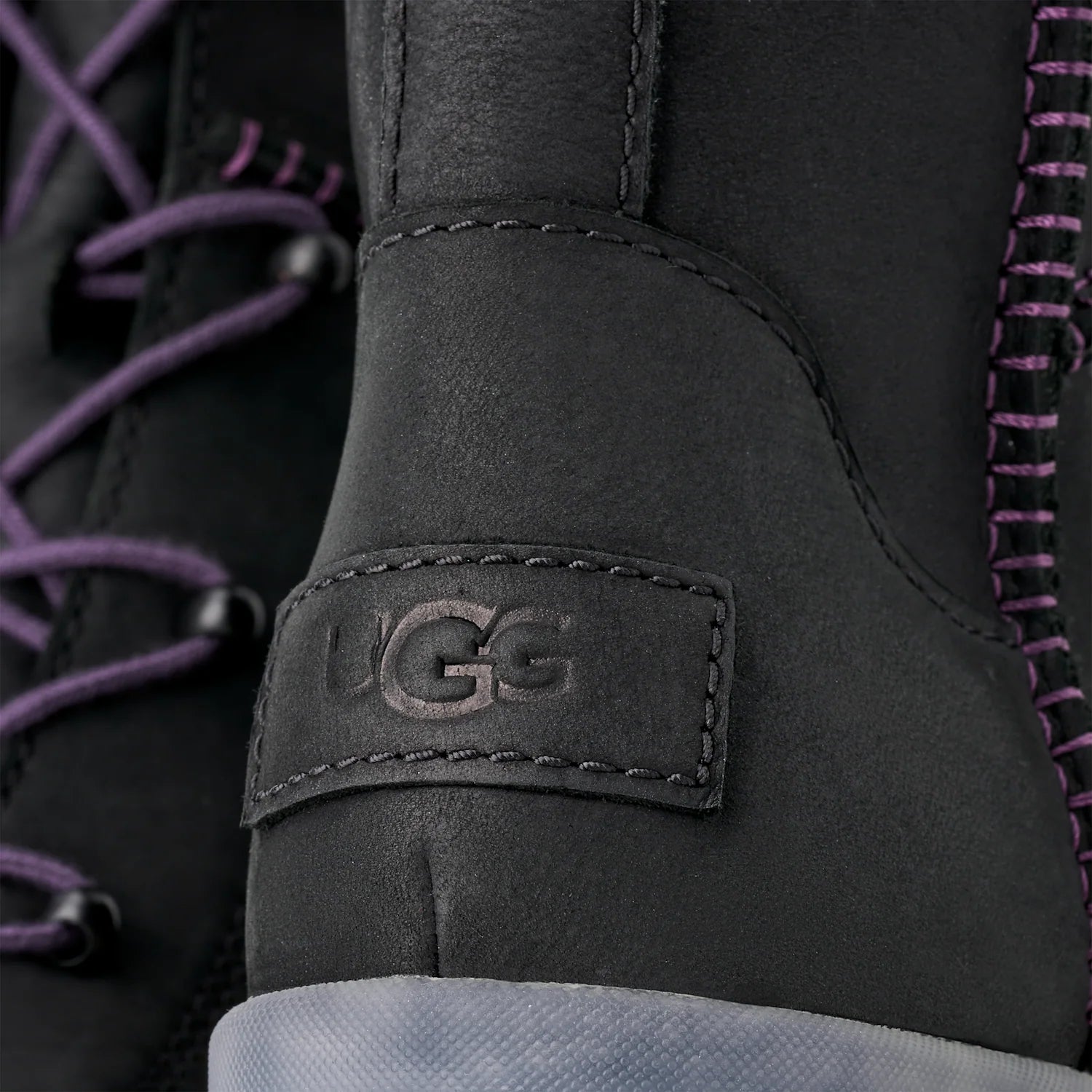 UGG Areum Boot Black