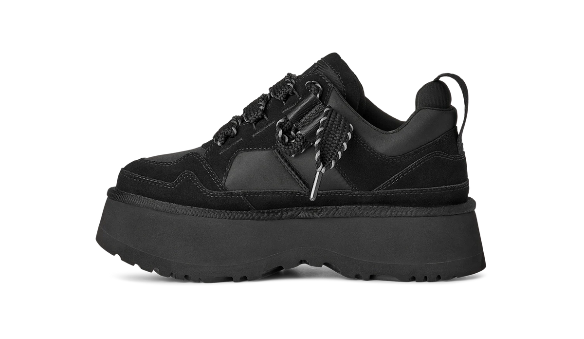 UGG Astromel Black (Women's)