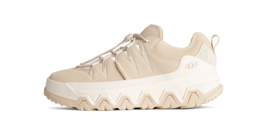 UGG CapTrail Low Light Beige