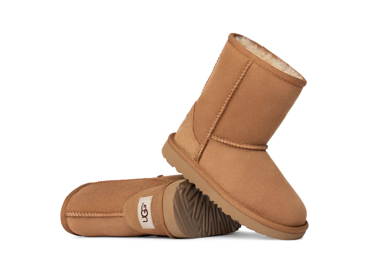 UGG Classic II Boot Chestnut (Kids)