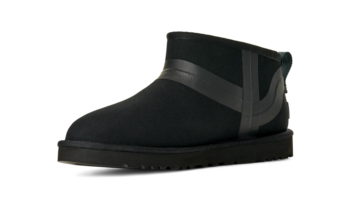 UGG Classic Ultra Mini Boot Reese Cooper Black