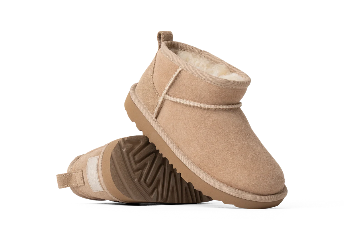 UGG Classic Ultra Mini Boot Sand (Kids)