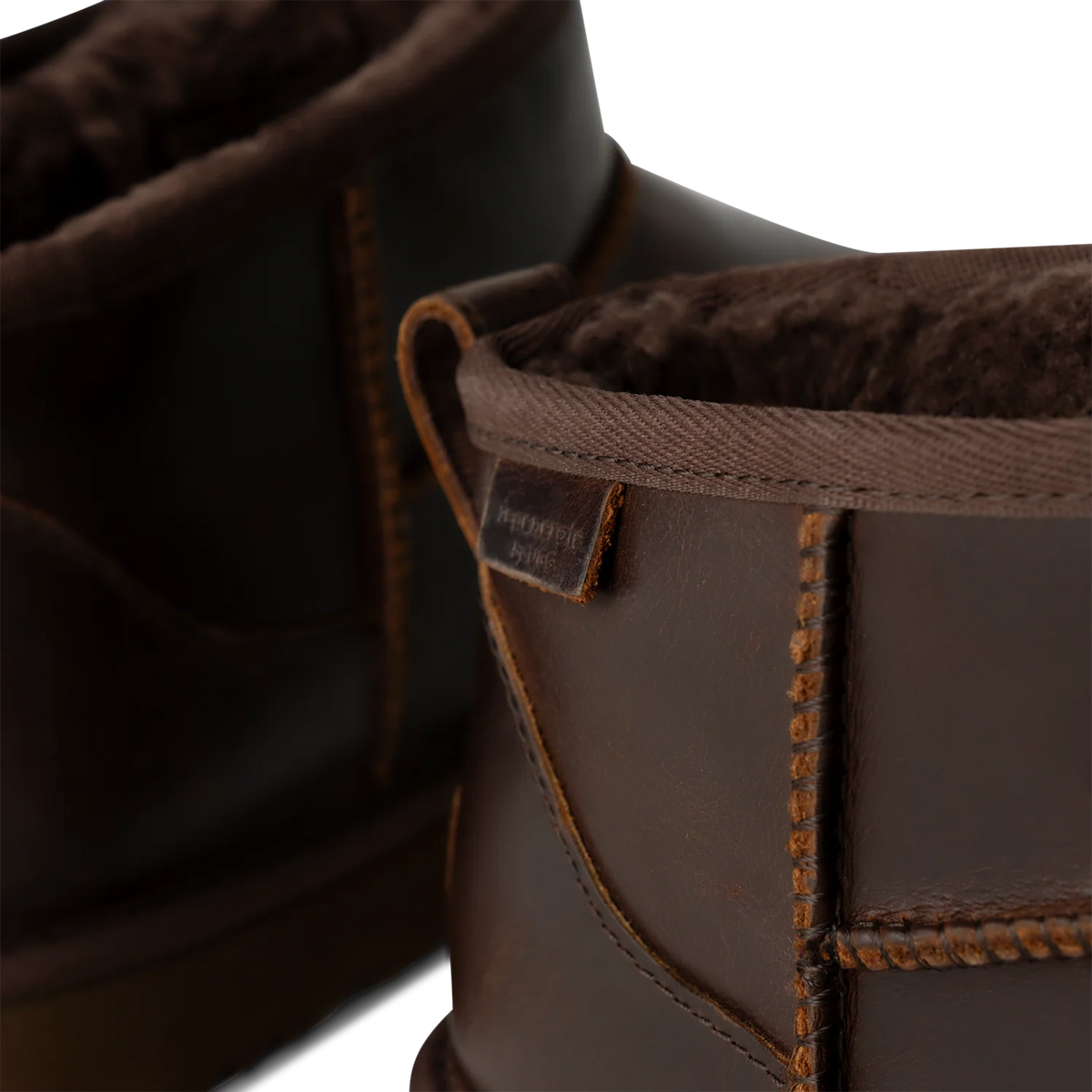 UGG Classic Ultra Mini LTHR Regen Boot Ironwood