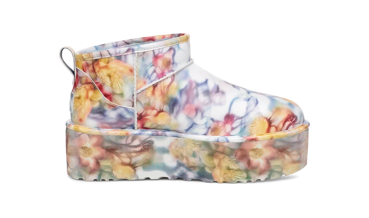 UGG Classic Ultra Mini Platform Boot Collina Strada Light Blue Floral